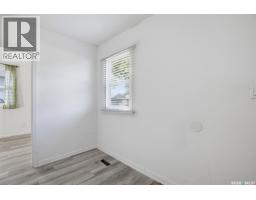 915 23rd Street W, Saskatoon, SK S7L0S1 Photo 13