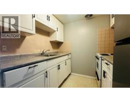 1200 Courtland Avenue E Unit# 9, Kitchener, ON N2C1K7 Photo 9