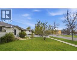 9032 Fairmount Drive SE - photo 5
