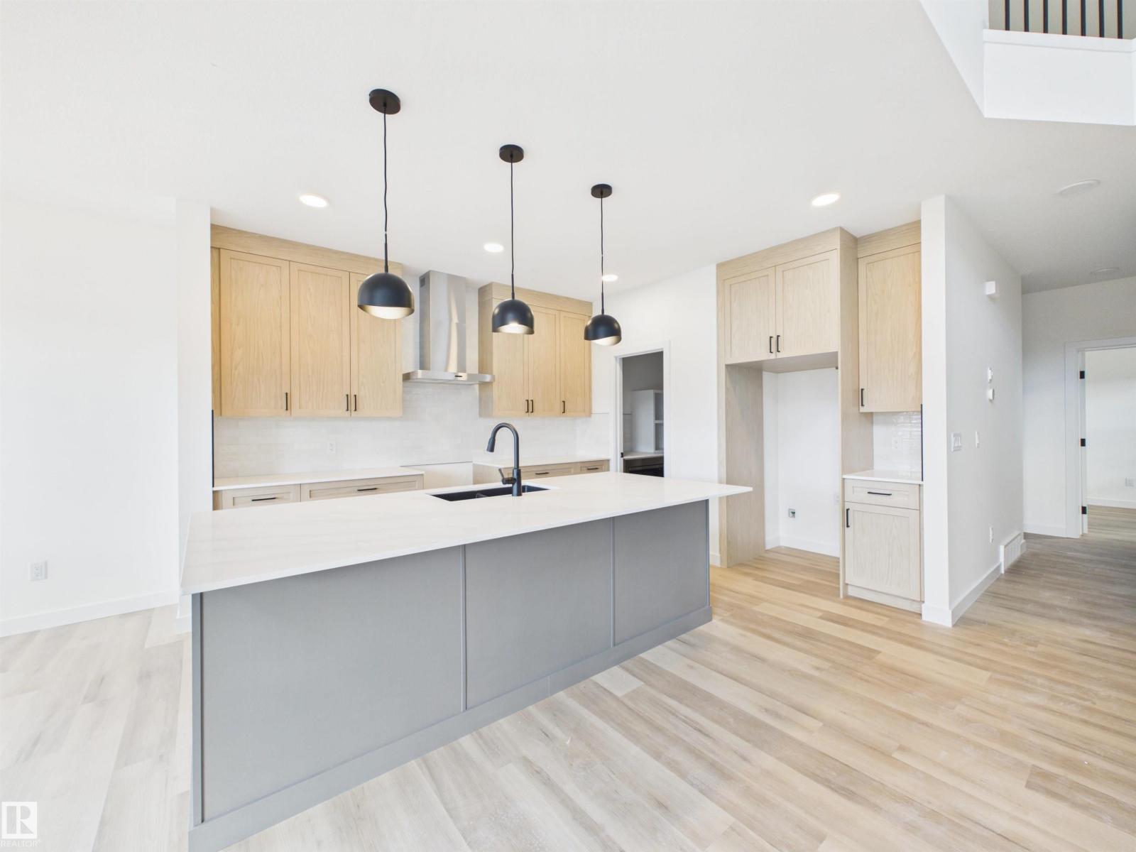 Property for sale at 186 SCORIA WD