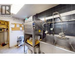 1527 Amelia St, Victoria, BC V8W2K1 Photo 9