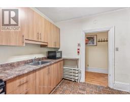 Foyer - 2 - 155 Stewart Street, Ottawa, ON K1N6J8 Photo 9