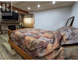 2358 Dunn Lake Road, Clearwater, BC V0E1N0 Photo 42