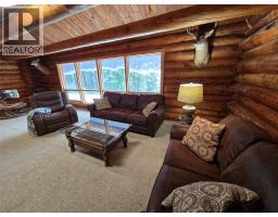 2358 Dunn Lake Road, Clearwater, BC V0E1N0 Photo 22