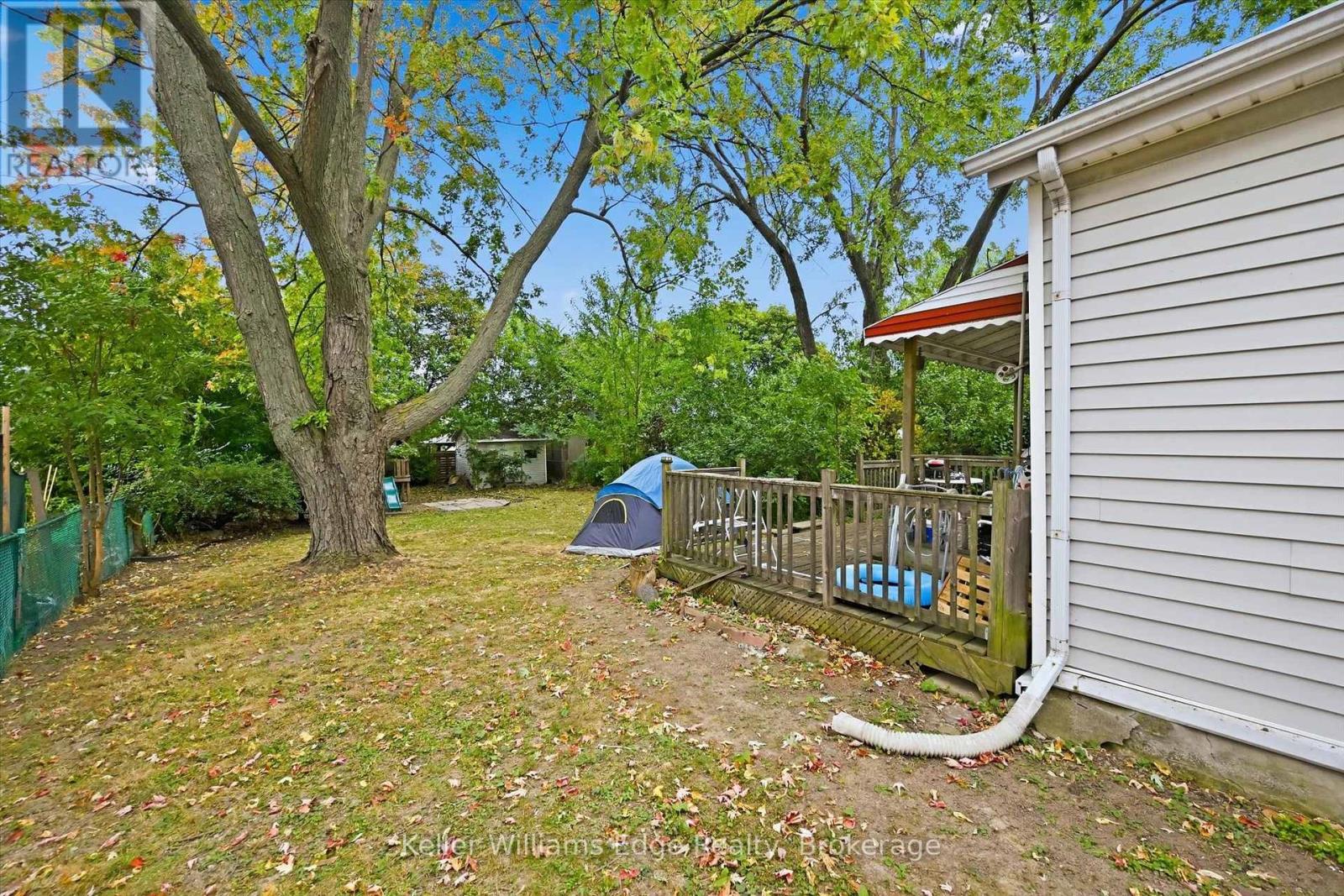 24 BRUCEDALE AVENUE W - 3