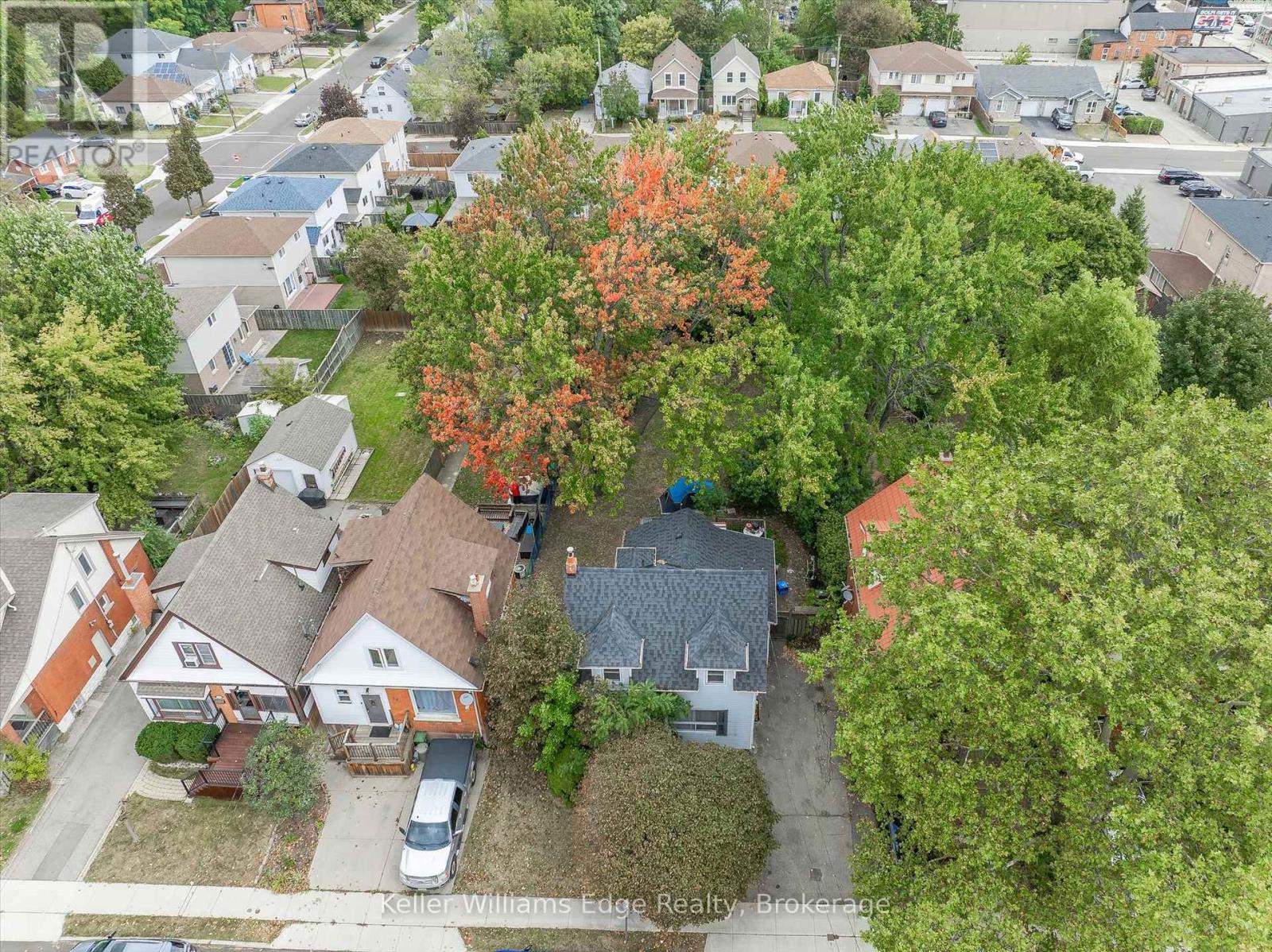 24 BRUCEDALE AVENUE W - 7
