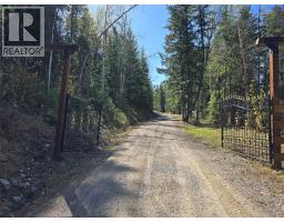 2358 Dunn Lake Road, Clearwater, BC V0E1N0 Photo 58