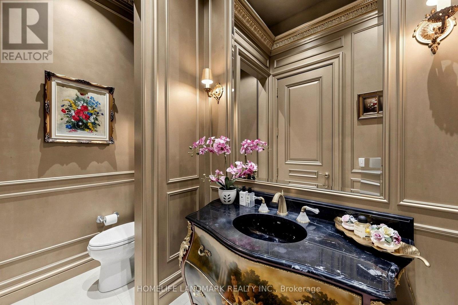25 THE BRIDLE PATH - 12