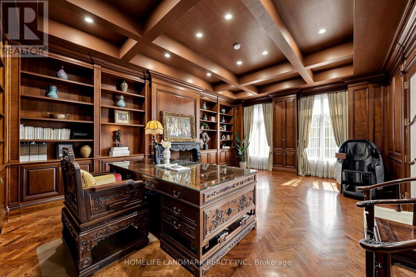 25 THE BRIDLE PATH - 15