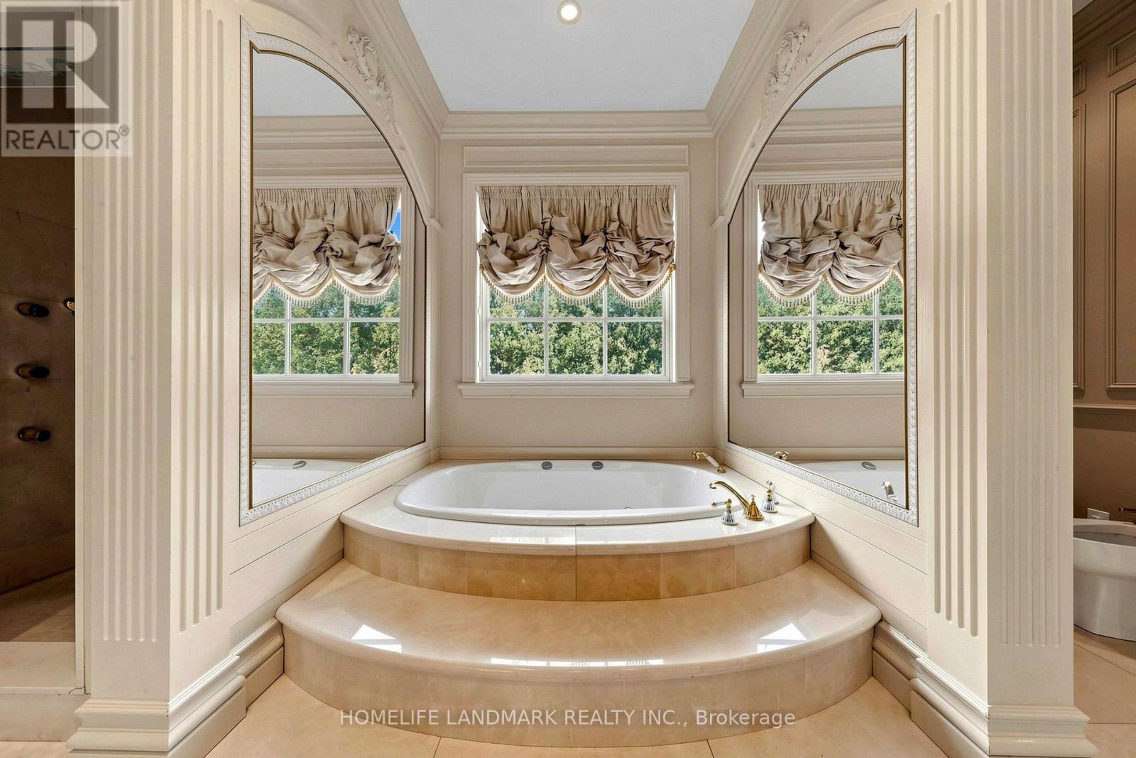 25 The Bridle Path, Toronto, ON photo 22