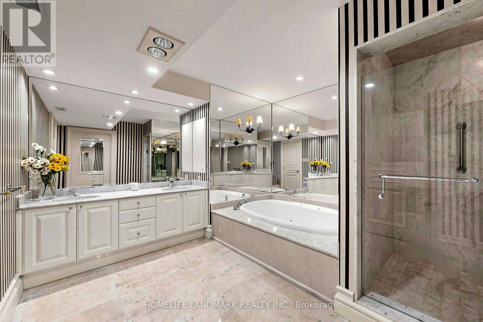 25 The Bridle Path, Toronto, ON photo 34