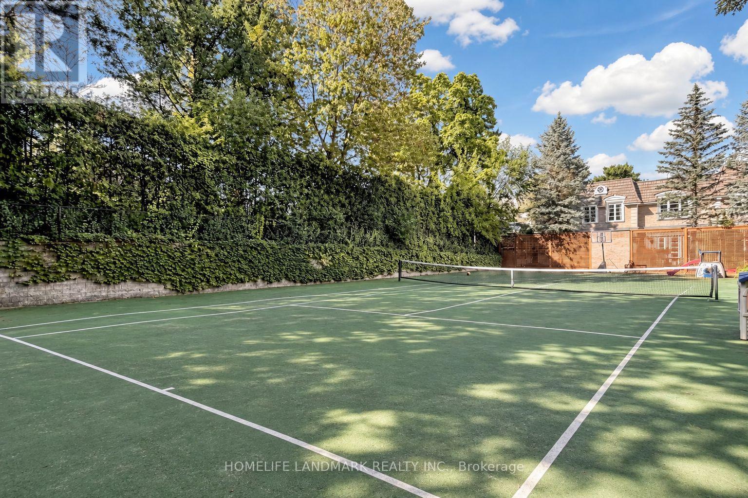 25 The Bridle Path, Toronto, ON photo 40