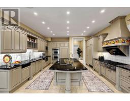 25 The Bridle Path, Toronto, ON M2L1C9 Photo 14