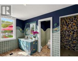 25 The Bridle Path, Toronto, ON M2L1C9 Photo 39