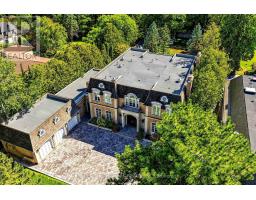 25 The Bridle Path, Toronto, ON M2L1C9 Photo 41