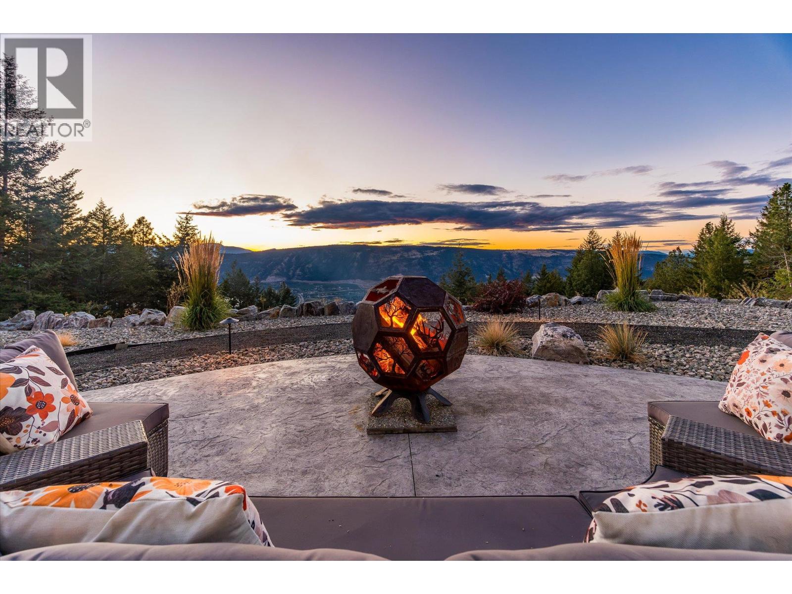 6022 Oyama Lake Road - 69