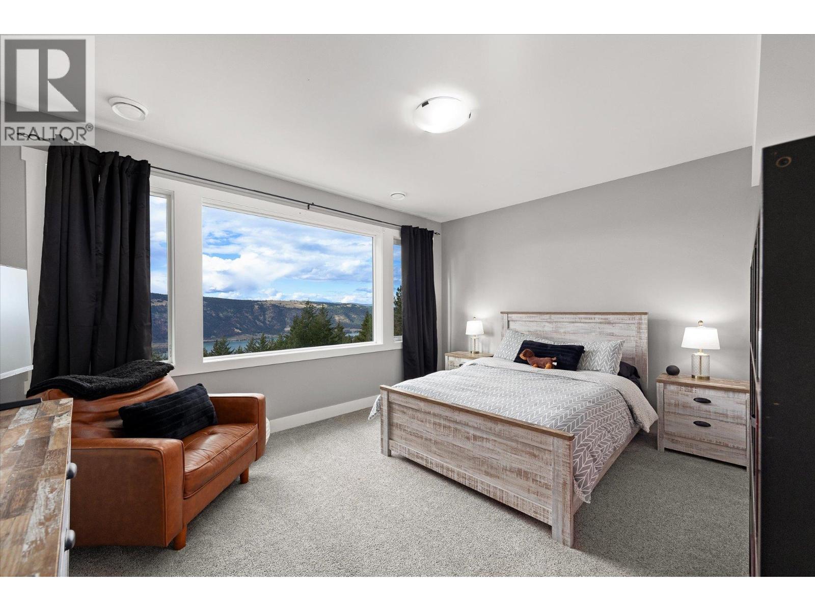 6022 Oyama Lake Road - 47