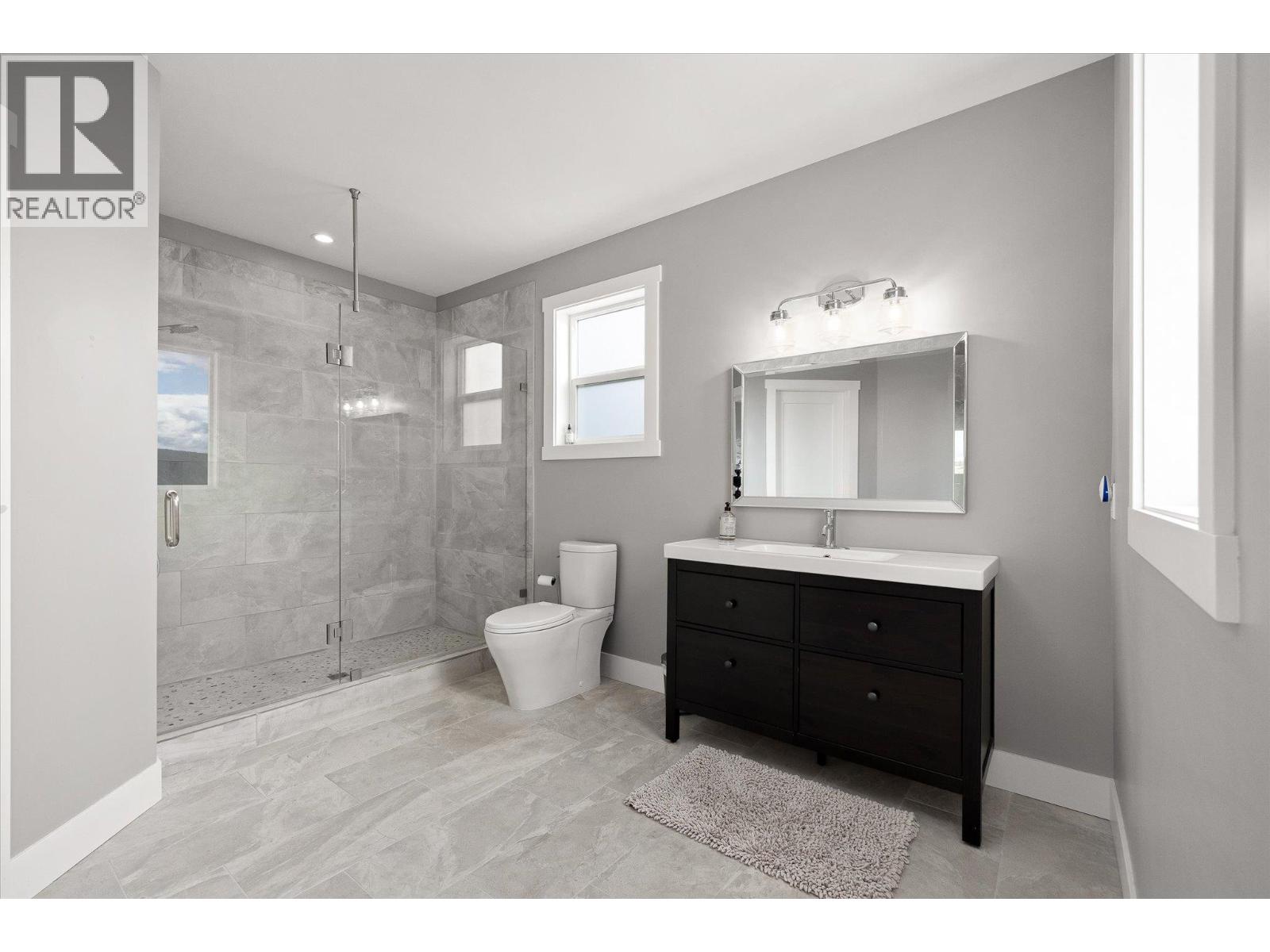 6022 Oyama Lake Road - 46
