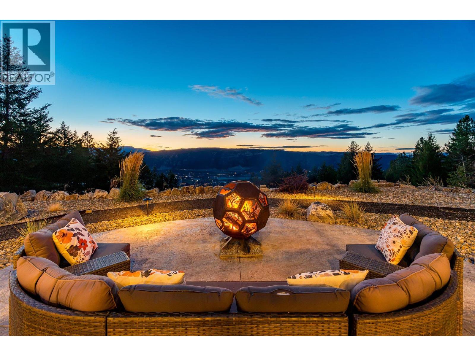 6022 Oyama Lake Road - 84