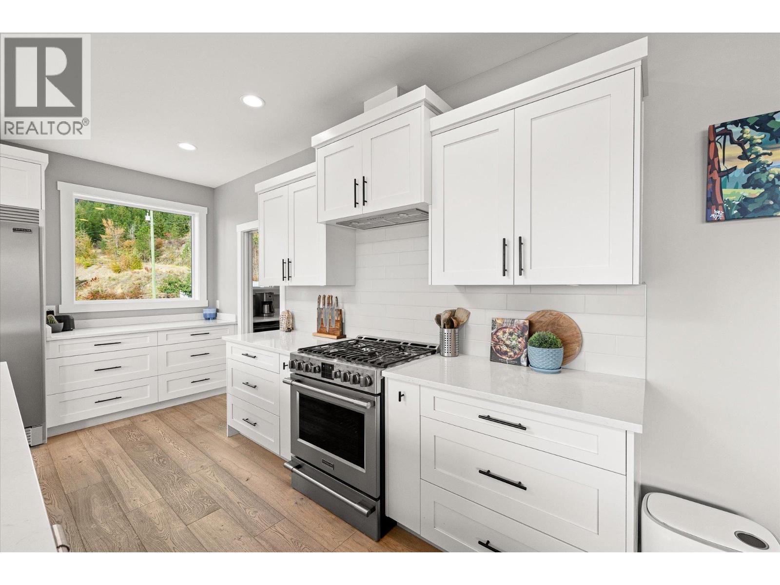 6022 Oyama Lake Road - 16