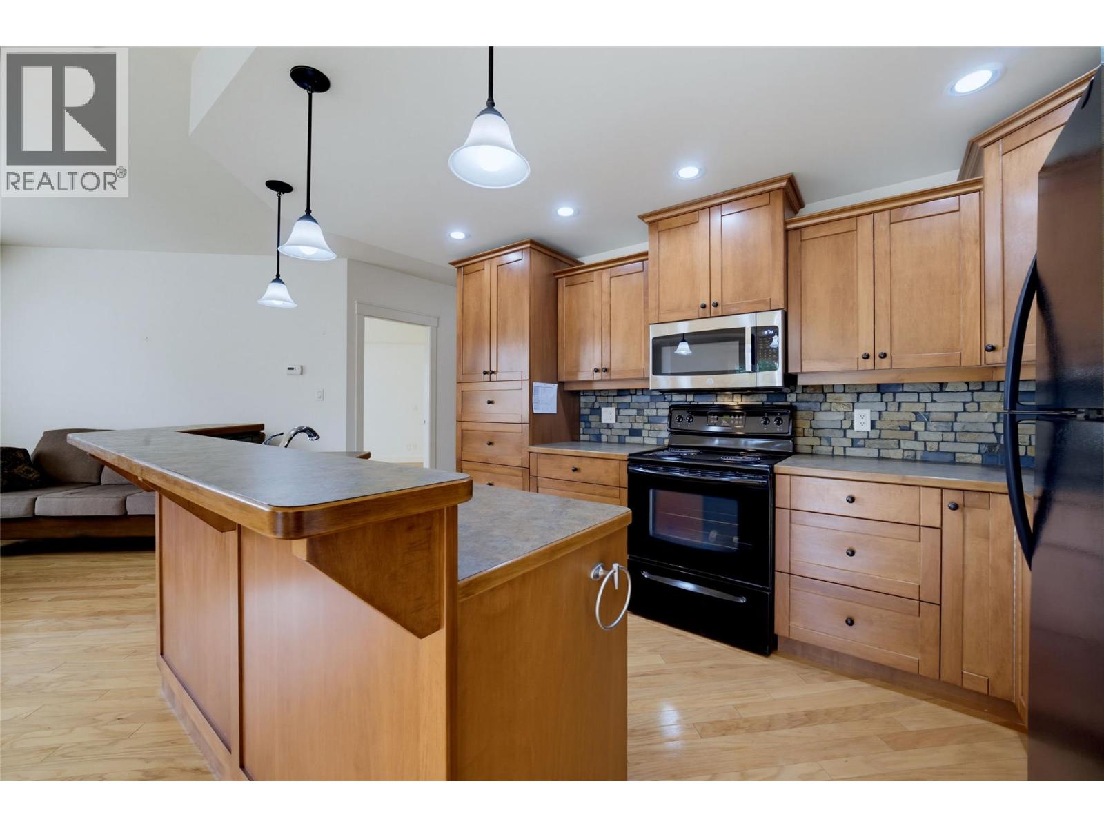 #202 611 Shuswap Street SW - 7