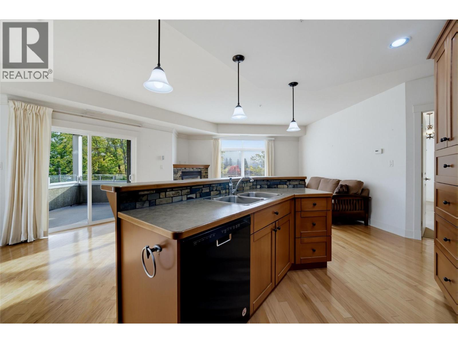 #202 611 Shuswap Street SW - Image 6
