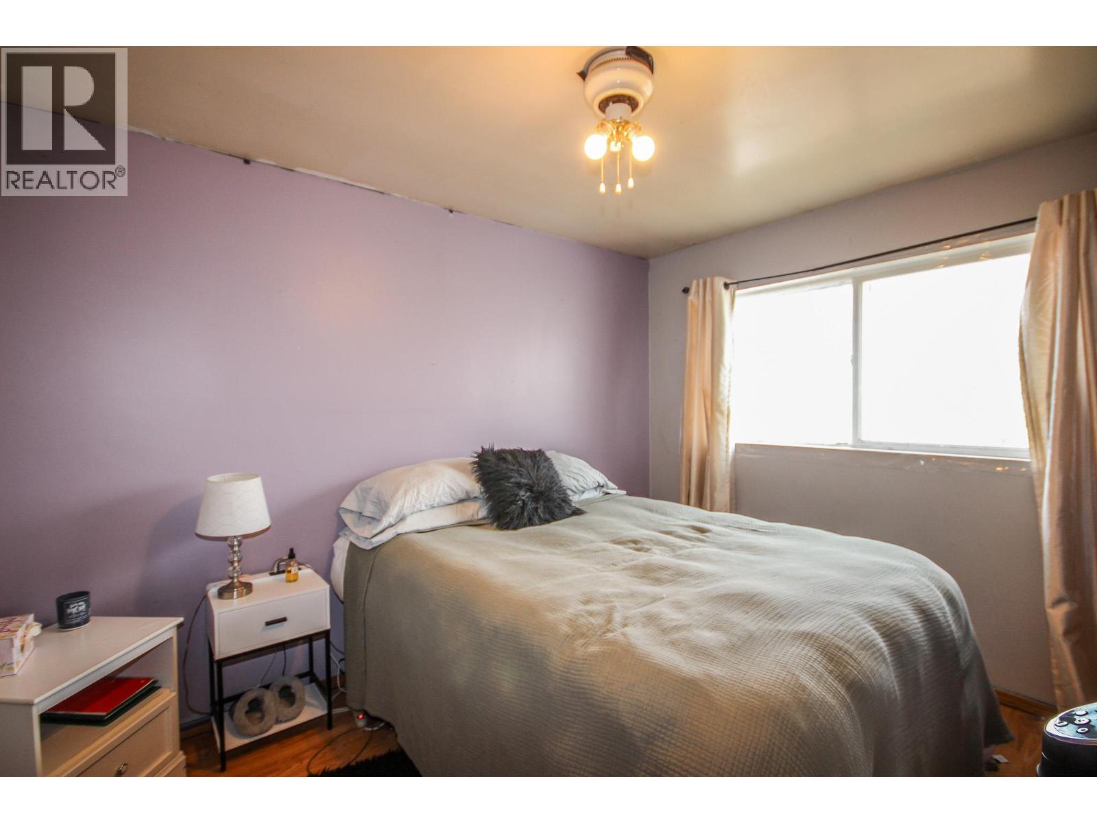 1621 95 Avenue - 10