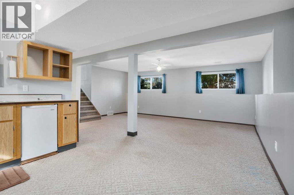 1 Mountain Place - 28