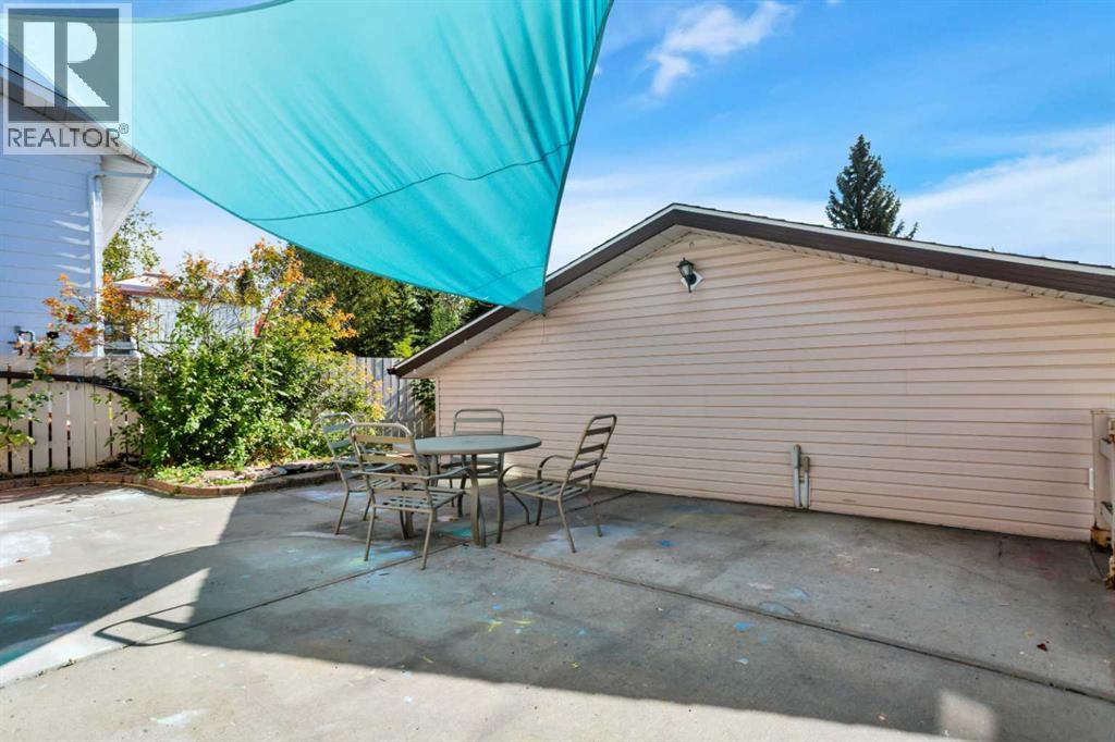 Listing photo – 1 Mountain Place, Sylvan Lake