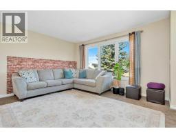 Bedroom - 1 Mountain Place, Sylvan Lake, AB T4S1H7 Photo 7
