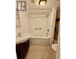 Lower - 191 Coxwell Avenue, Toronto, ON M4L3B4 Photo 6