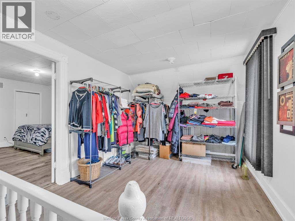 909 Mersea Road 10 - 22