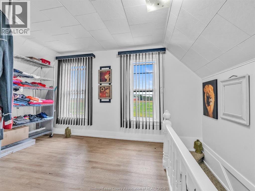 909 Mersea Road 10 - 24