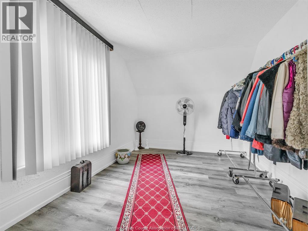 909 Mersea Road 10 - Image 31