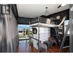 2048 Triumph Street, Vancouver, BC V5L1K8 Photo 11