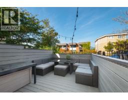 2048 Triumph Street, Vancouver, BC V5L1K8 Photo 16
