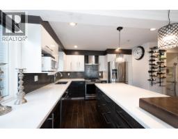2048 Triumph Street, Vancouver, BC V5L1K8 Photo 8