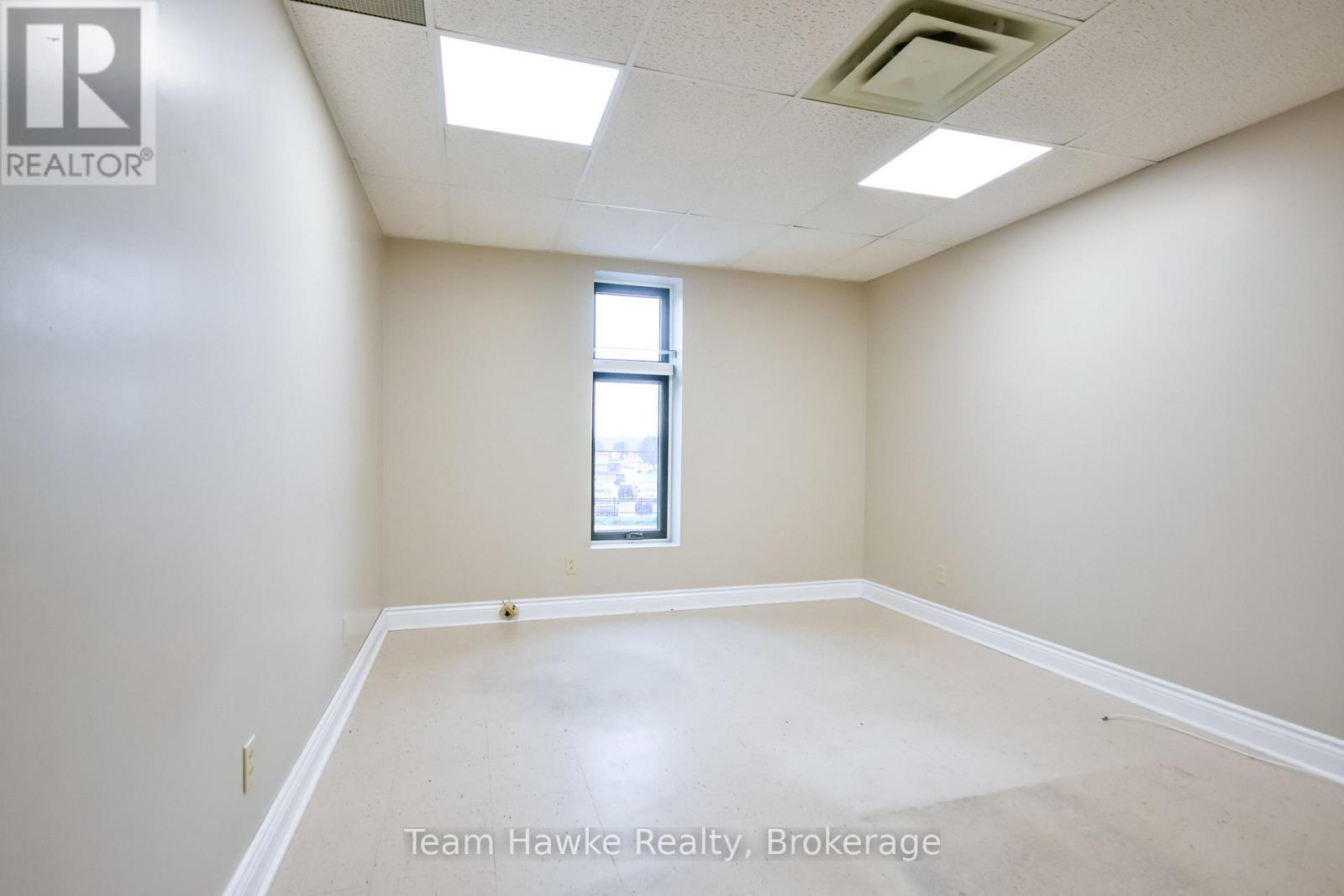 303-9170 County 93 Road, Midland photo 14