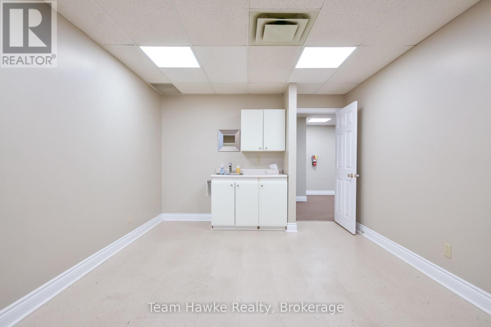 303-9170 County 93 Road, Midland photo 18
