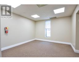 303 - 9170 County 93 Road, Midland, ON L4R4K4 Photo 9