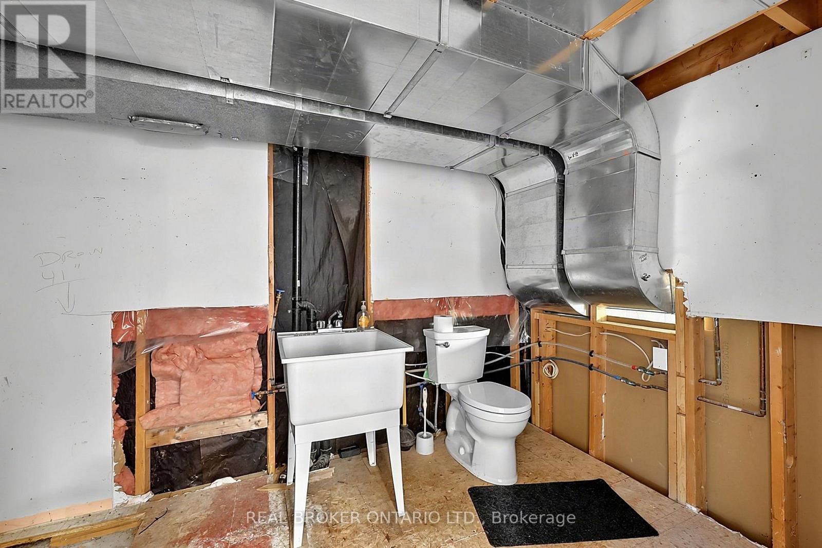 36 Dutch Settlers Court, East Gwillimbury, ON photo 28