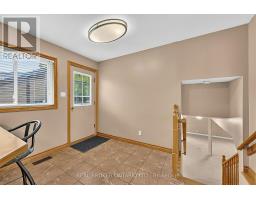 36 Dutch Settlers Court, East Gwillimbury, ON L9N1M2 Photo 12