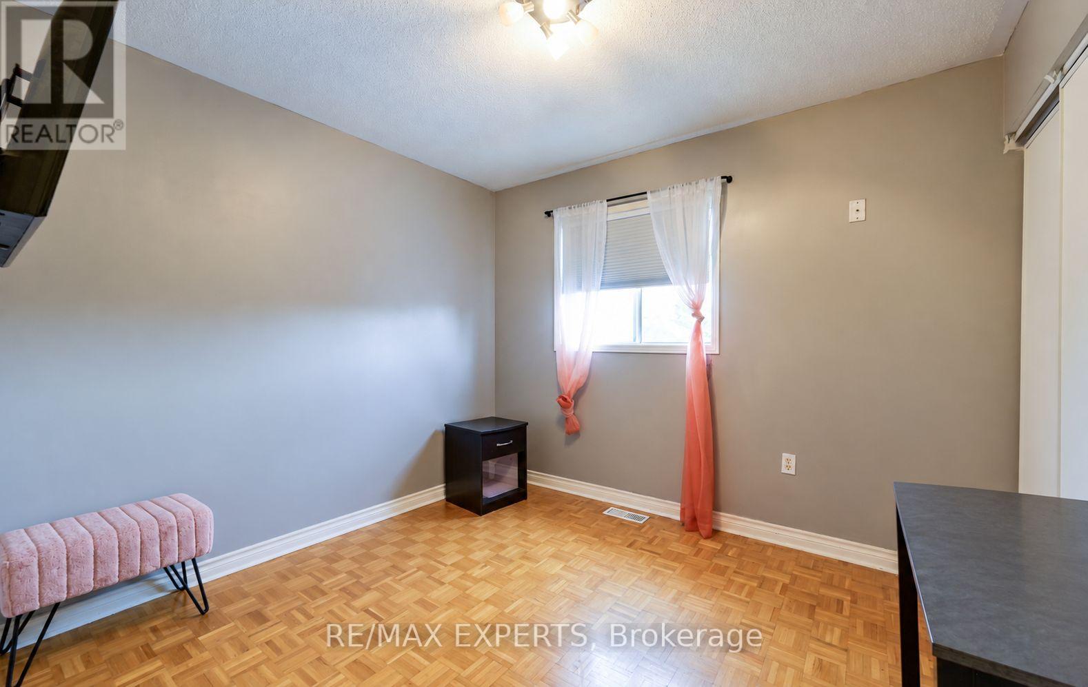 60 Darling Crescent, New Tecumseth photo 24