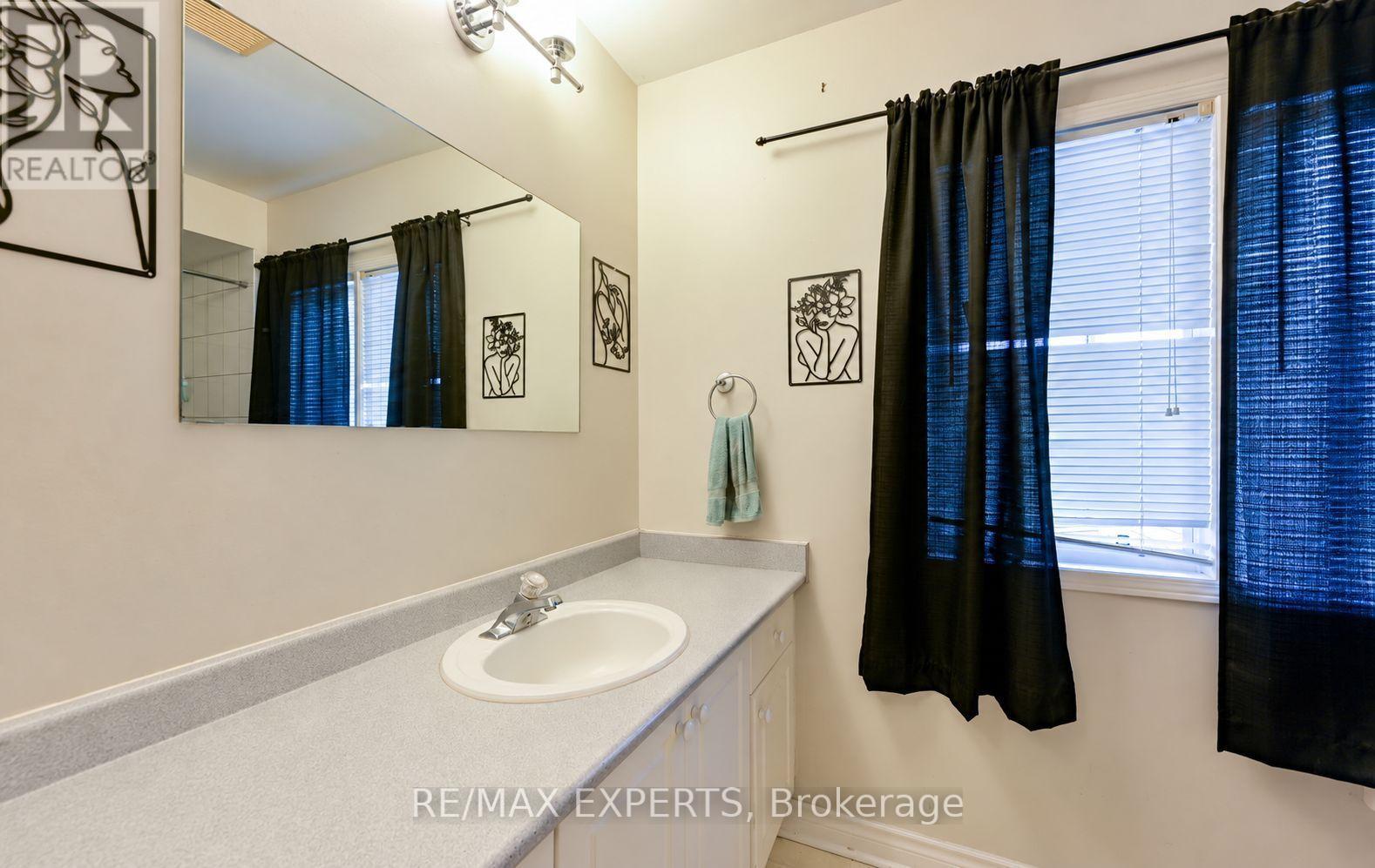 60 Darling Crescent, New Tecumseth photo 35