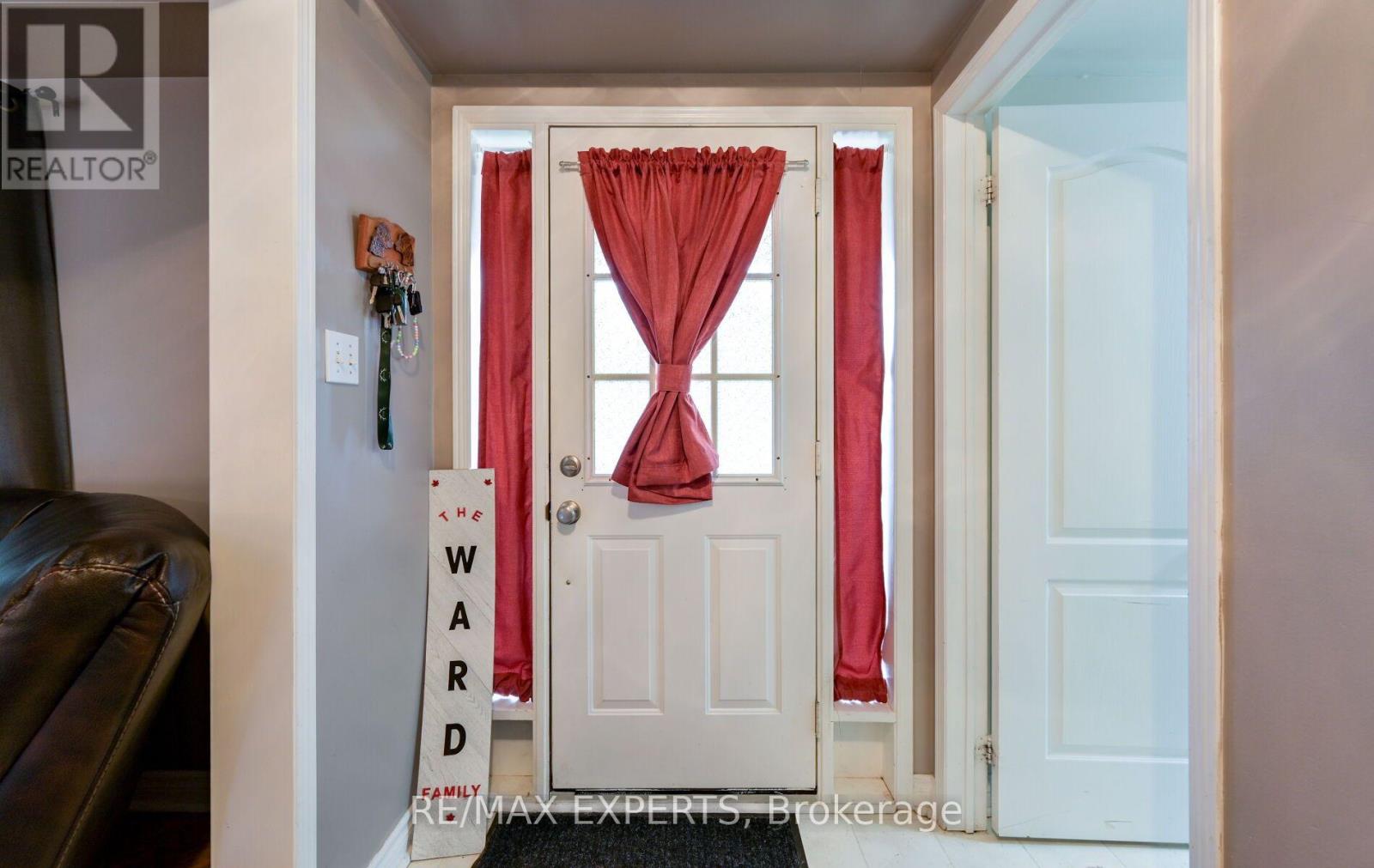 60 DARLING CRESCENT, New Tecumseth (Alliston) — photo 5
