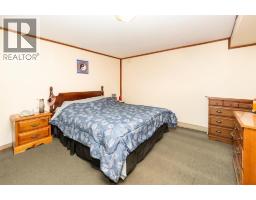 12250 Skillen Street, Maple Ridge, BC V2X4X3 Photo 14
