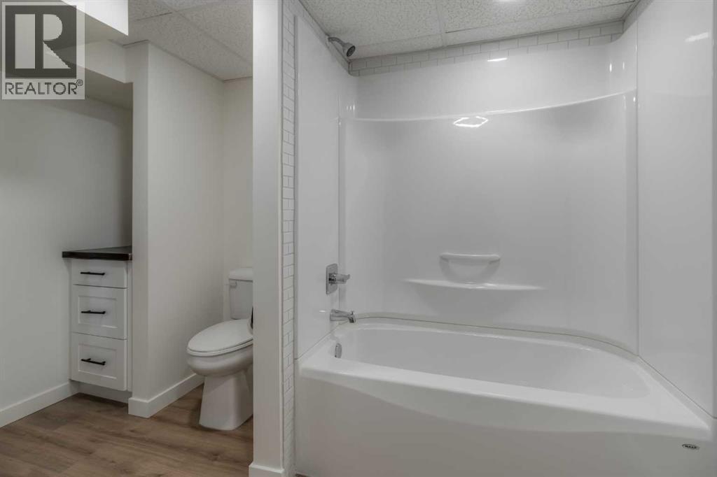 1721 2B Avenue N - Image 35