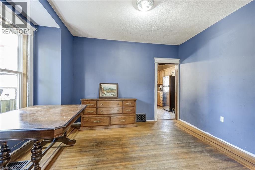 11 ELM Street - Image 10