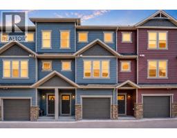 246 Cranbrook Square SE - photo 1