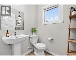 246 Cranbrook Square SE - photo 16